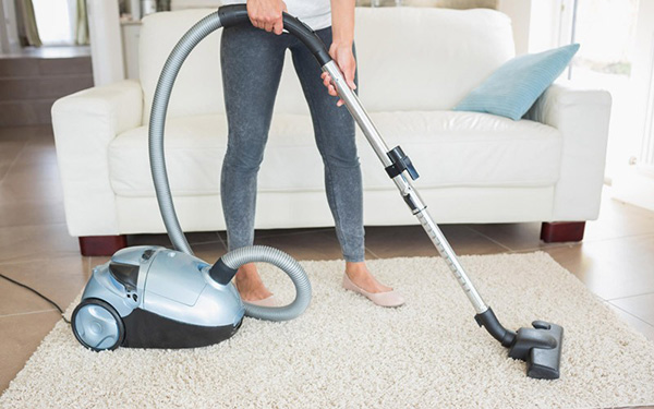 Cách sử dụng máy hút bụi